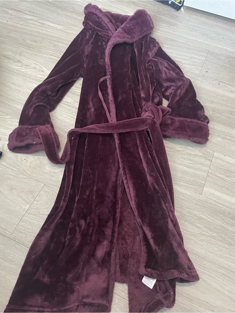Plush Burgundy Robe with Hood - Women's Intimates & Sleepwear
